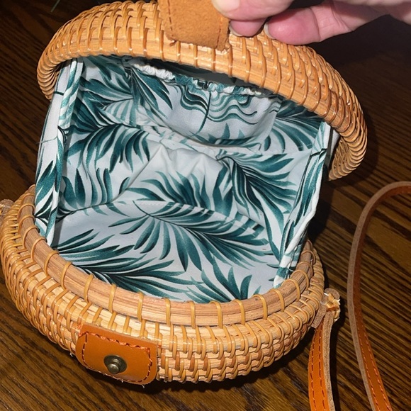 ROUND RATTAN SMALL PURSE/CROSSBODY - Picture 7 of 8